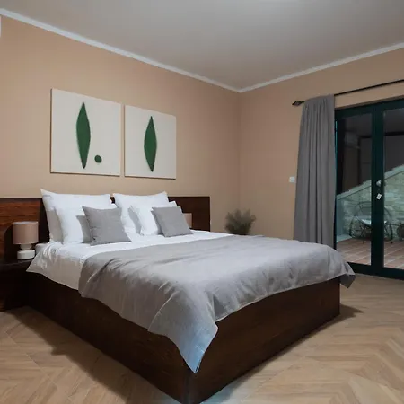 Jokic Dvori Zadarvillas Islam Grčki